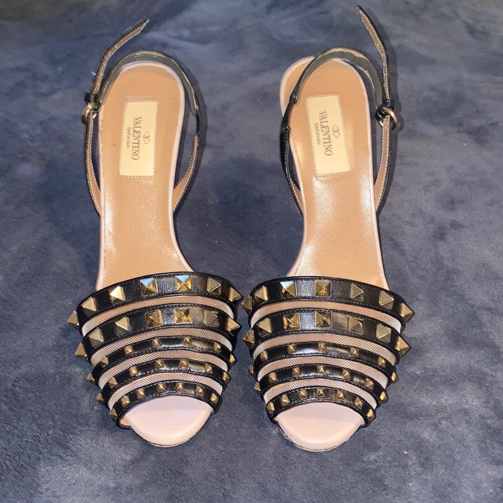Valentino studded peep toe heels size 38
